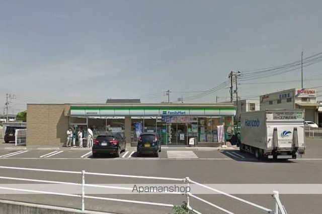 コンビニ　ファミリーマート（コンビニ）まで1019m