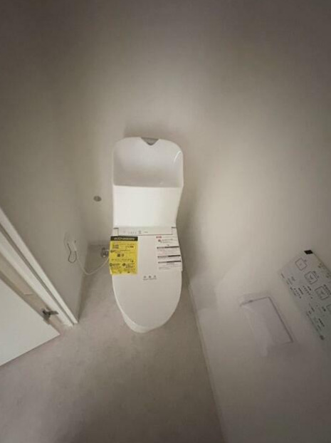京王線 府中駅 徒歩8分 5階建 築38年のトイレ写真