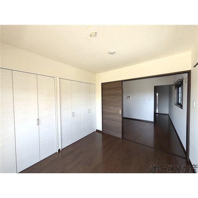 建物外観　洋室