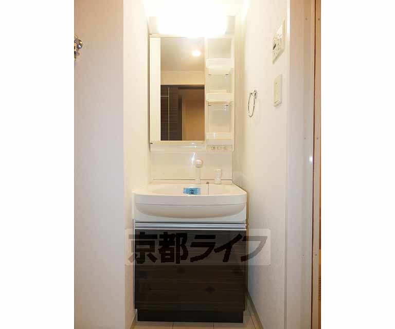 ＪＲ山陰本線 丹波口駅 徒歩9分 7階建 築16年の内装写真