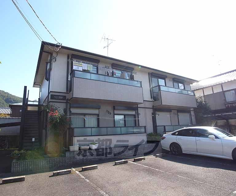 メゾン雲母坂の外観写真
