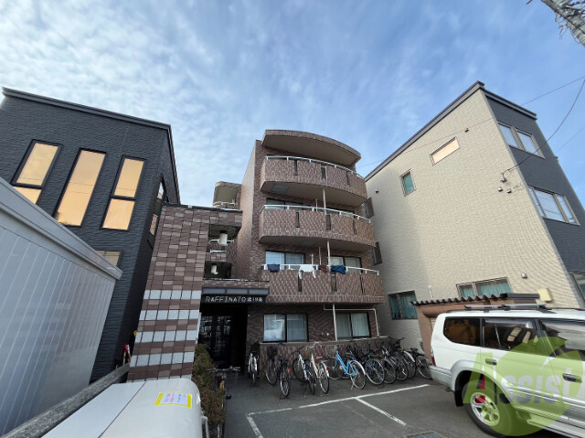建物外観　札幌市東区北１８条東「ラフィナート北１８条」