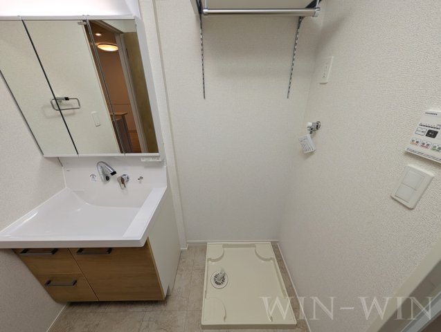 トイレ　イメージ（同建物内別部屋の写真です）