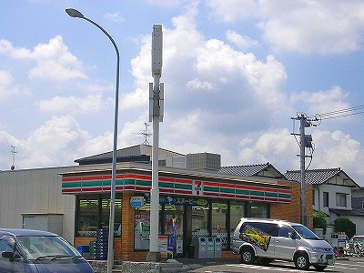 コンビニ　☆セブンイレブン 小倉横代店（コンビニ）まで560m