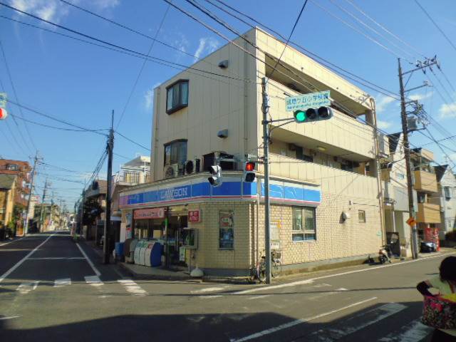 コンビニ　ローソン　成増3丁目店（コンビニ）まで222m