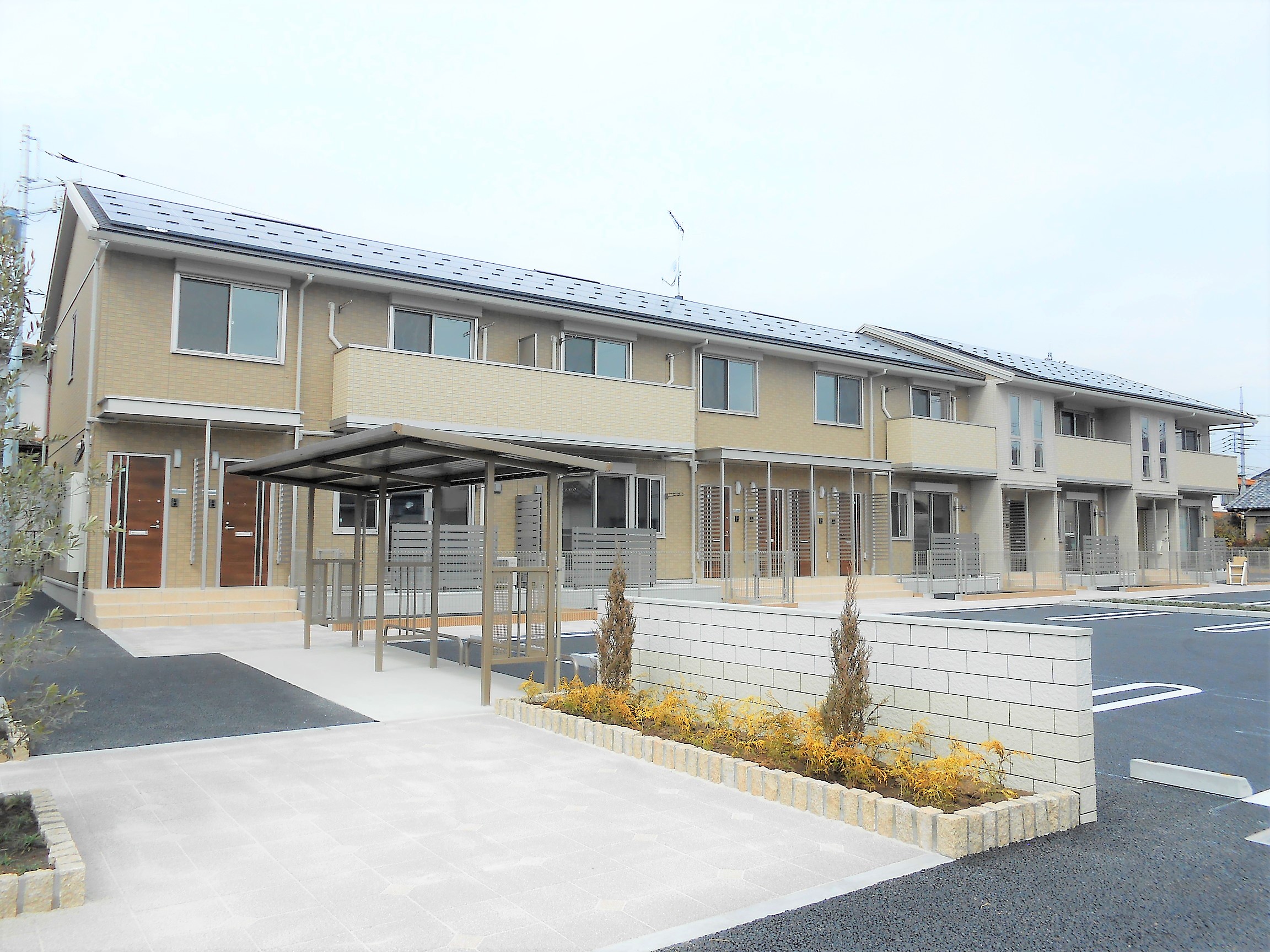 建物外観　築浅D-room☆お部屋が分かれているタイプの2LDK。