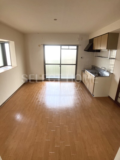 居室・リビング　こちらのリビングで趣味の時間をお楽しみください