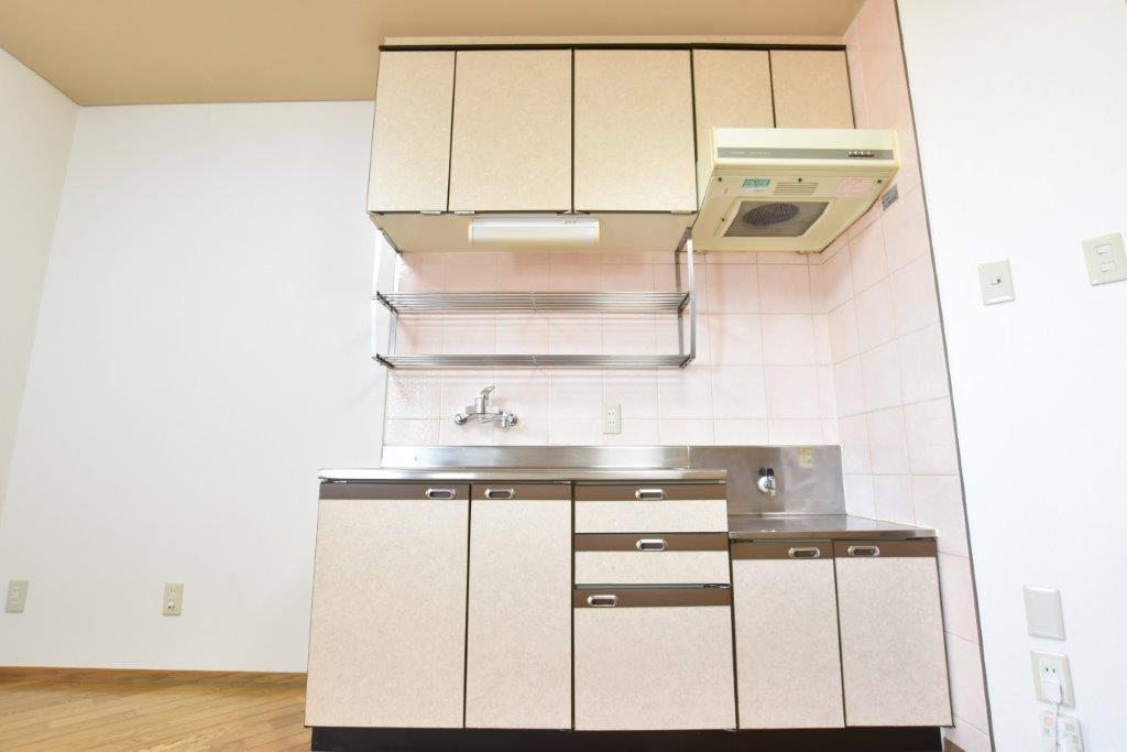 キッチン　収納豊富キッチン