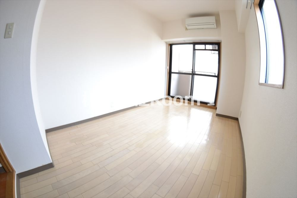 居室・リビング　ゆったり過ごせるリビングです