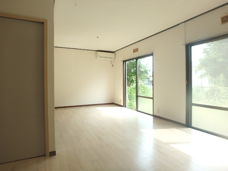 居室・リビング　図面と現状に相違がある場合には現状を優先