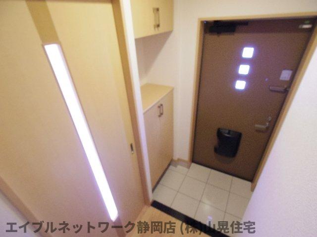 玄関　きれいな玄関です