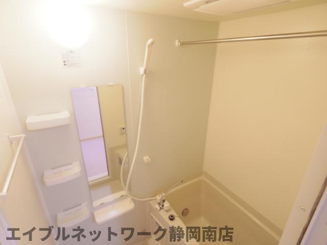 バス・シャワールーム　日々の暮らしに欠かせないお風呂です