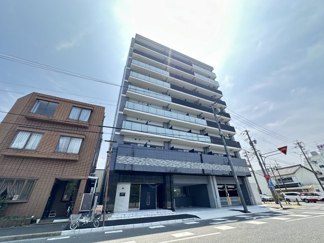 【S-RESIDENCE尾頭橋の建物外観】