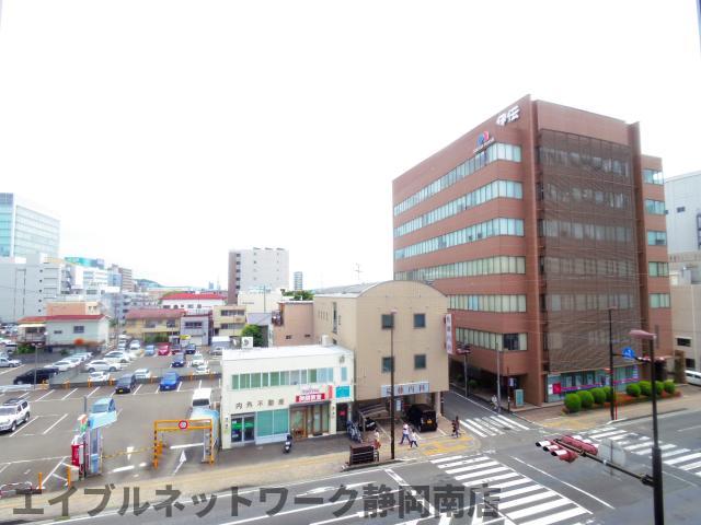 【静岡市駿河区南町のマンションの眺望】