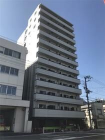 【台東区千束のマンションの建物外観】