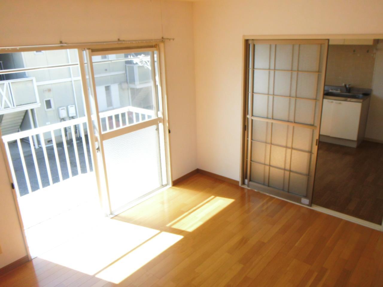 バルコニー　2Fバルコニー付き☆