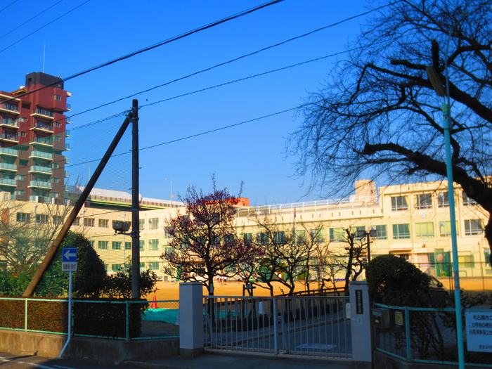 小学校　名古屋市立山吹小学校（小学校）まで265m