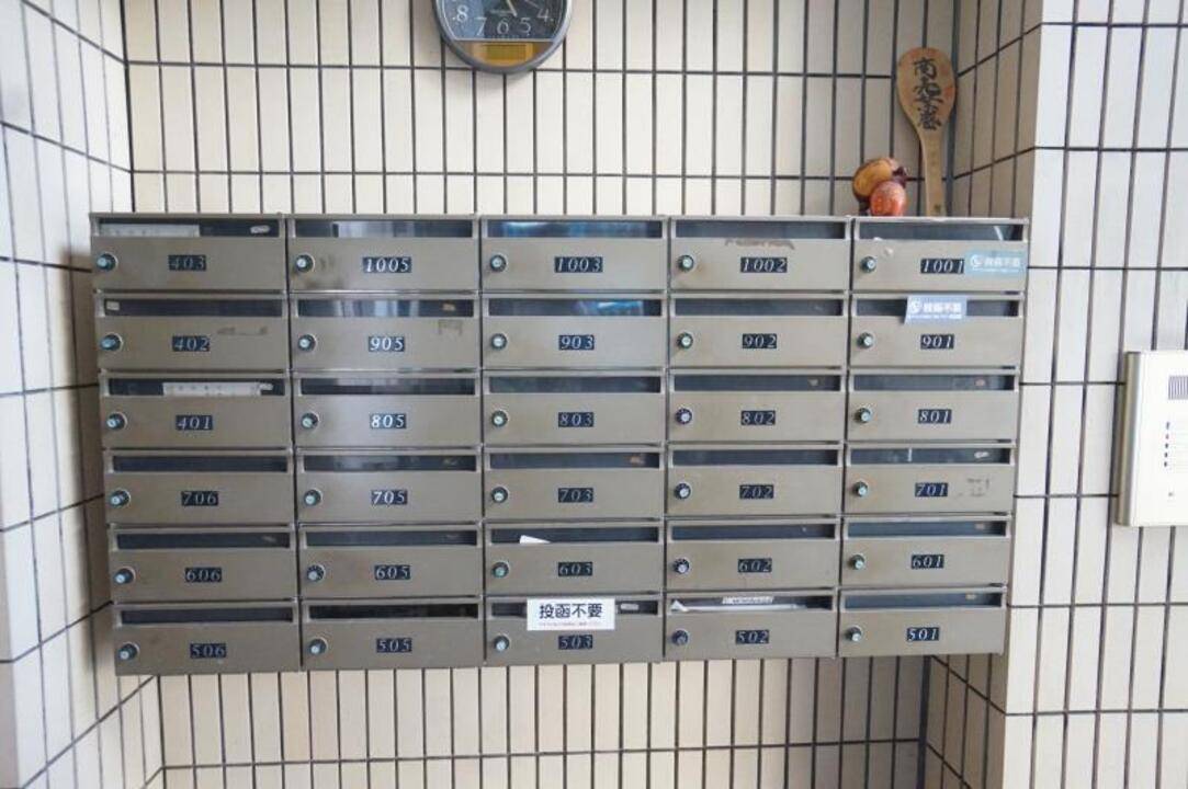 エントランス　メールBOX