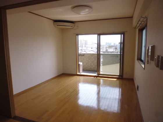 居室・リビング　※別室の写真を使用しております※