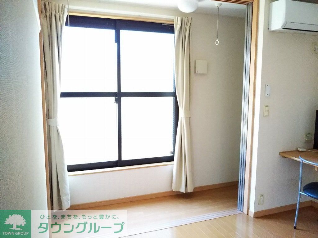 居室・リビング　同タイプの写真です