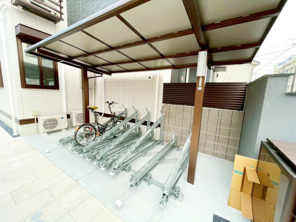 駐車場　駐車場