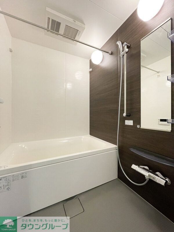 バス・シャワールーム　バス