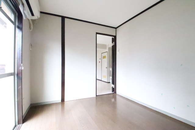 居室・リビング　※別号室の参考写真です　現況優先※