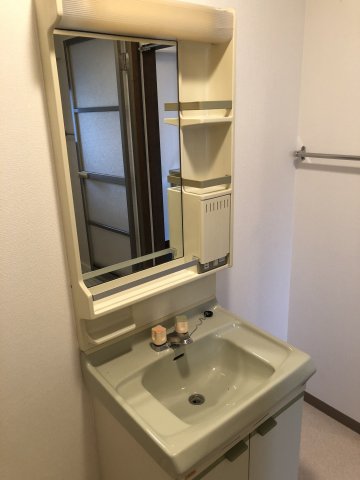洗面設備　独立洗面化粧台付き☆