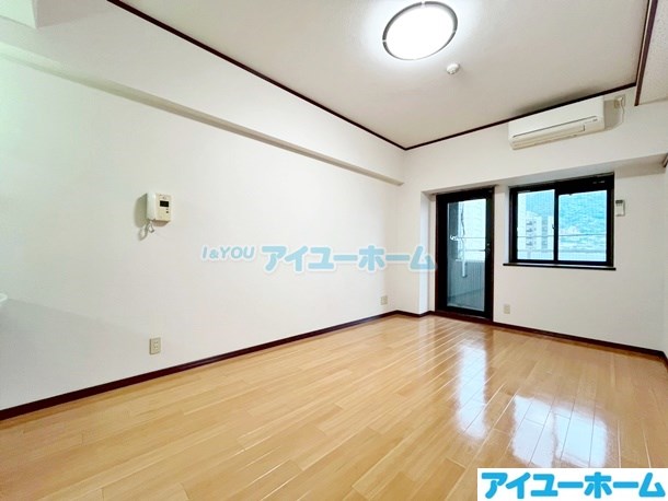 居室・リビング　洋室9帖