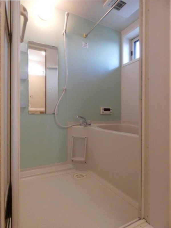 バス・シャワールーム　図面と現状に相違がある場合には現状を優先