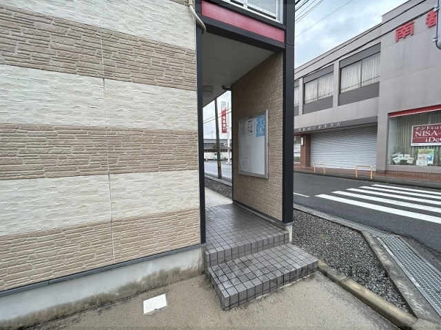 レオパレスカーサの外観写真