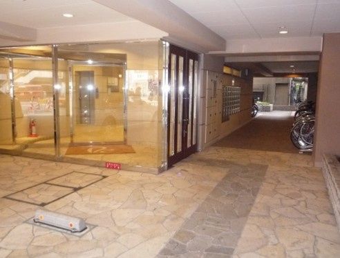 エントランス　☆きれいなエントランス☆