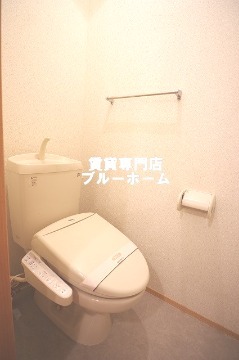 トイレ　シャワートイレ付！