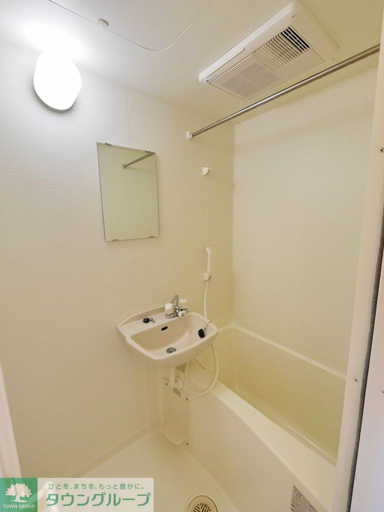 バス・シャワールーム　洗面