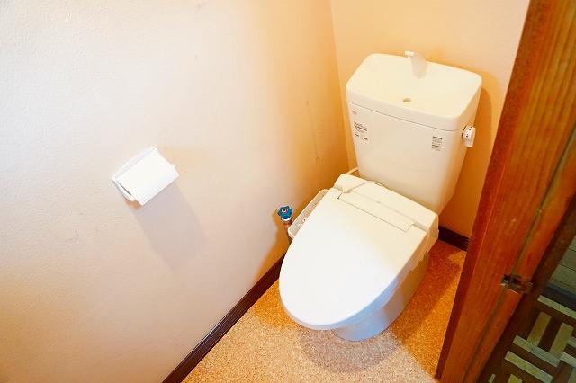 トイレ　トイレ