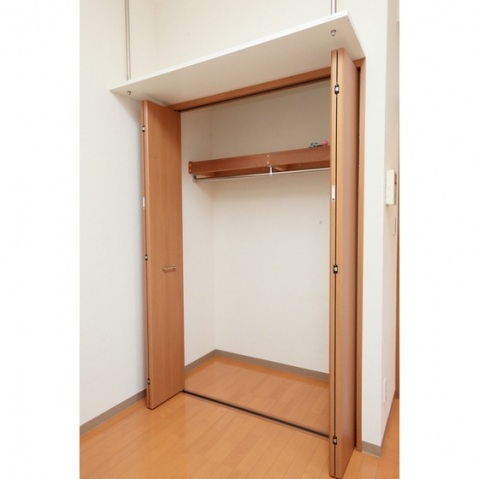 収納　クローゼット