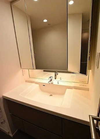 洗面設備　別タイプ部屋　参考写真です