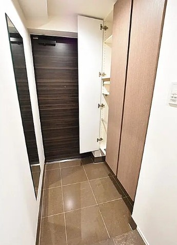 玄関　別タイプ部屋　参考写真です