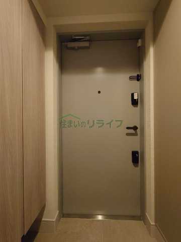 玄関　別階層の参考写真になります。