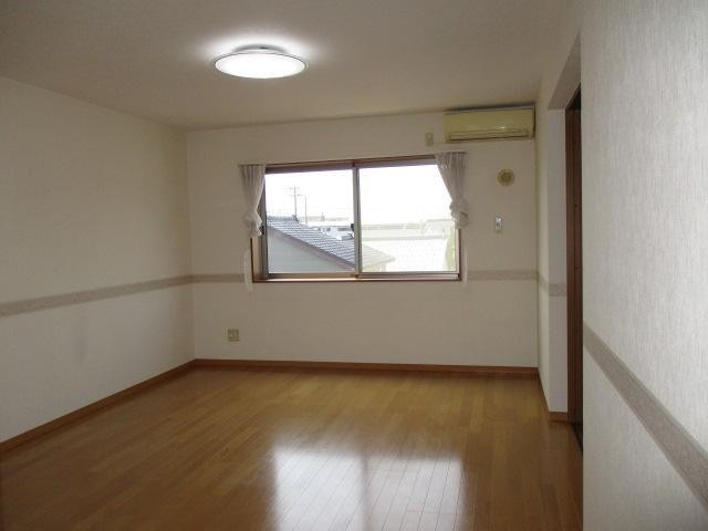 居室・リビング　南向きの明るいリビング☆