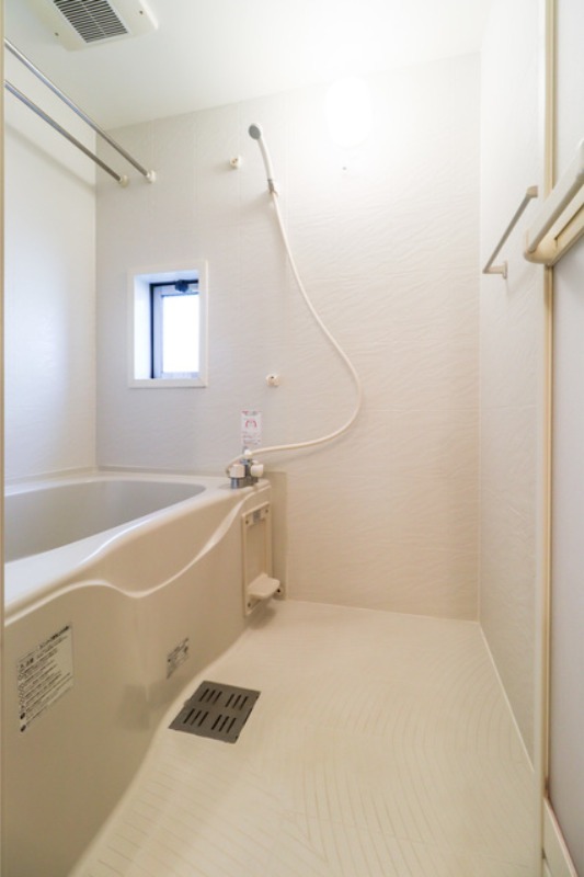 バス・シャワールーム　図面と現状に相違がある場合には現状を優先