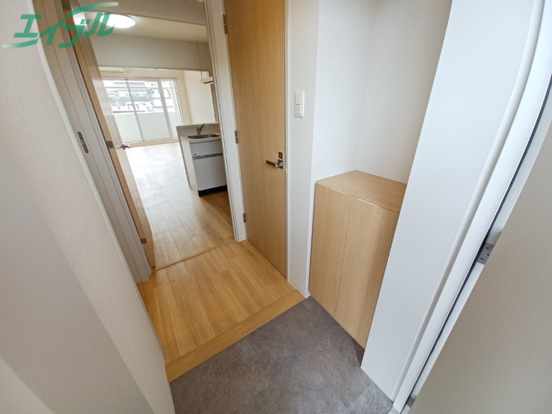 玄関　※同型参照