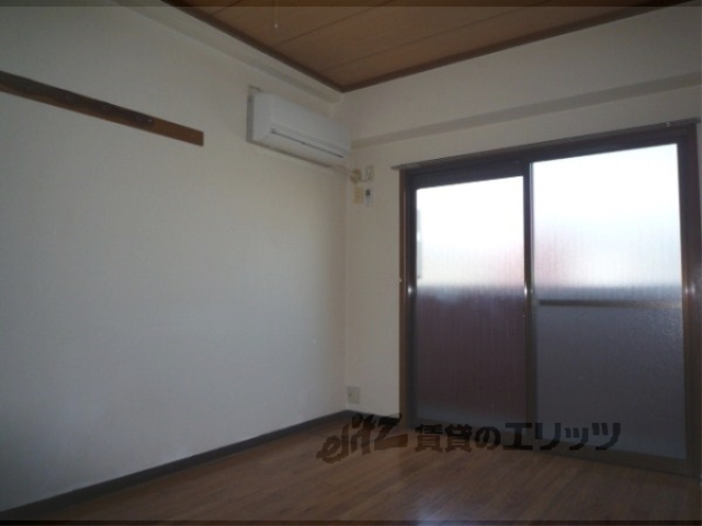 居室・リビング　洋室