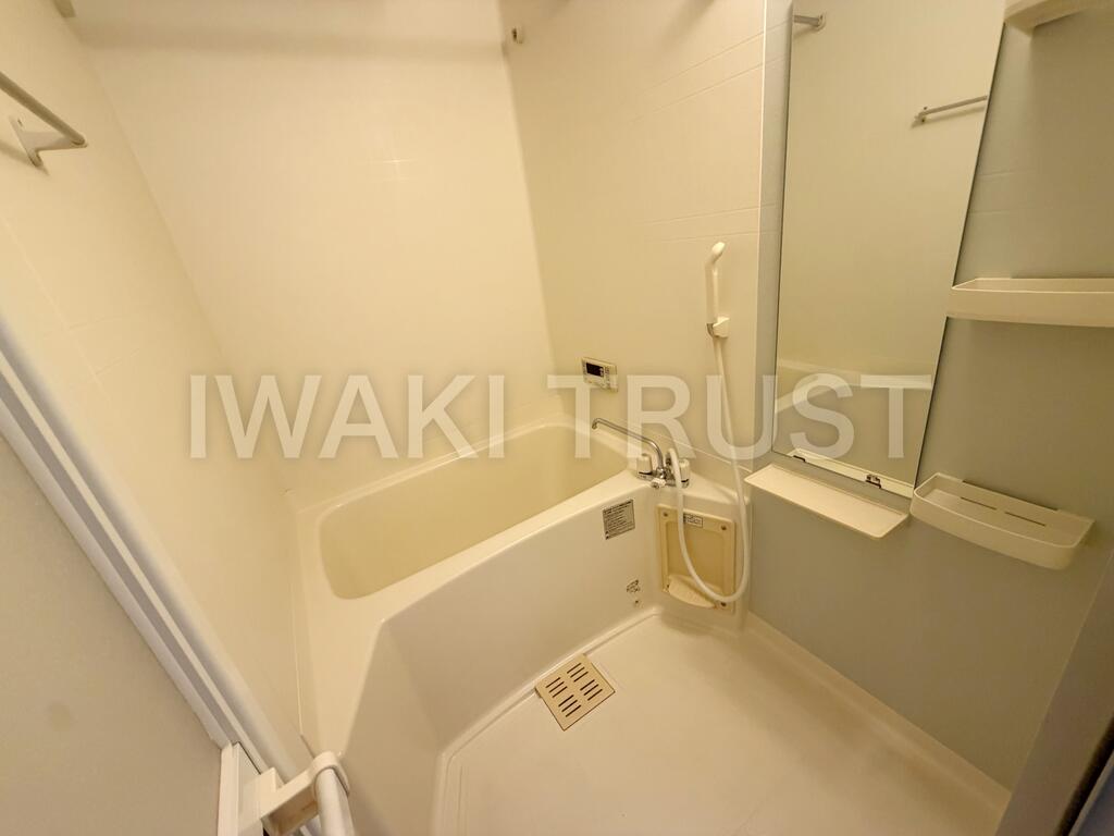 バス・シャワールーム　※同物件別部屋の参考写真です