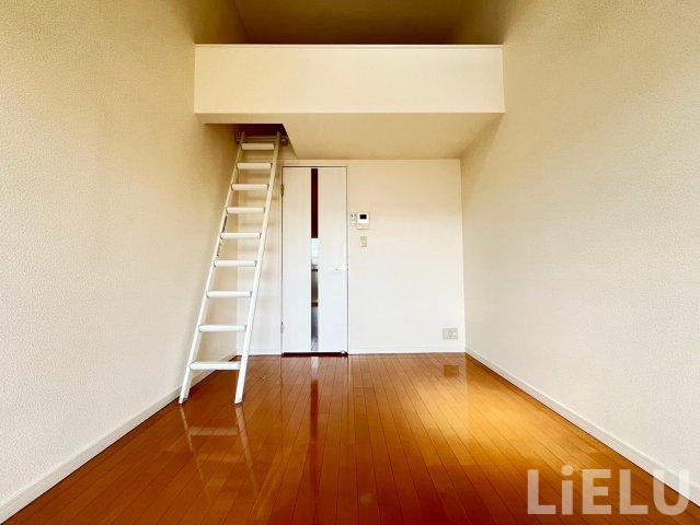 居室・リビング　同シリーズ物件のモデルルームになります※現況優先