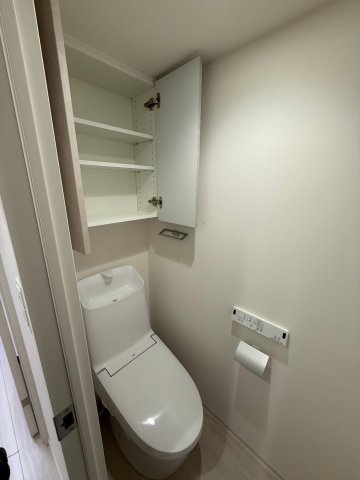 トイレ　トイレもきれいです