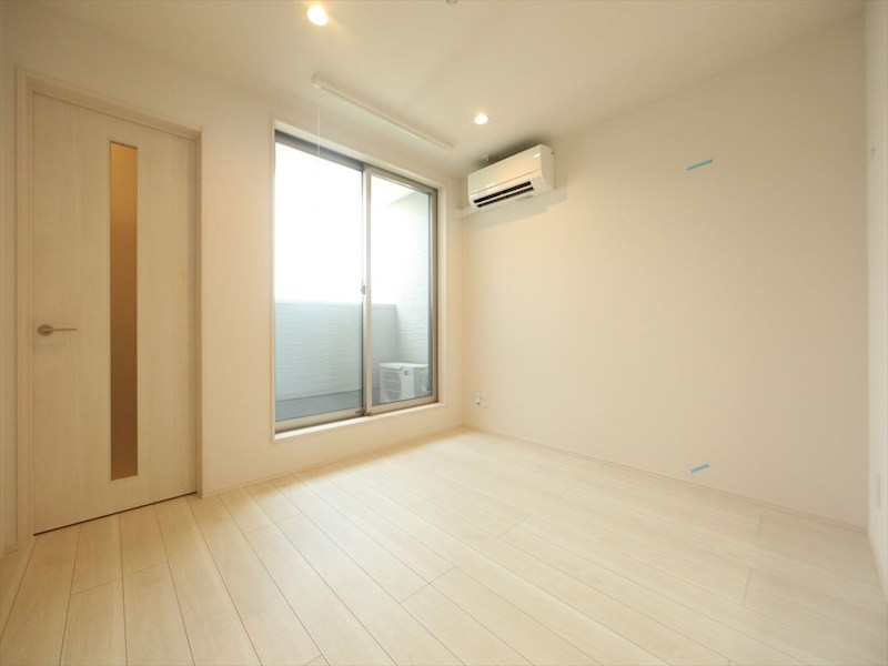 バルコニー　ＬＤＫ10.3帖　エアコン完備　バルコニー