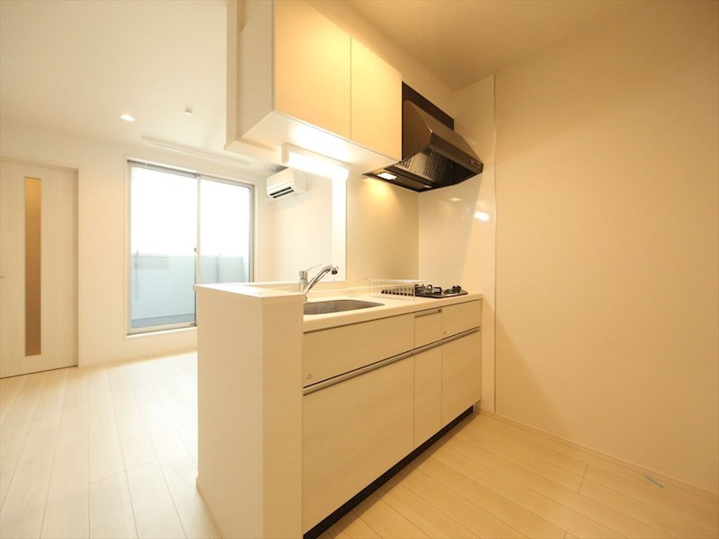 キッチン　システムキッチン（ガス2口コンロ付）