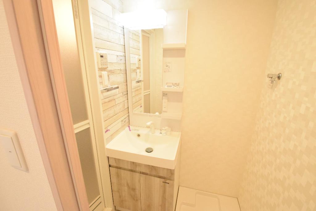 洗面設備　洗髪洗面化粧台