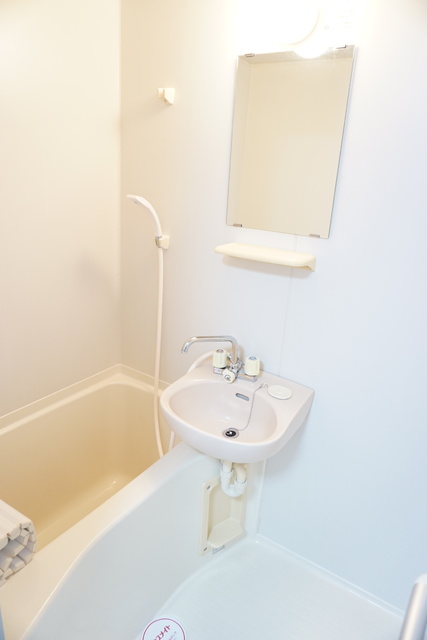 バス・シャワールーム　★バスルームです♪★※同タイプ参考写真